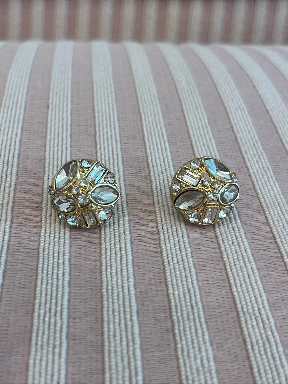 Lilly Pulitzer Rhinestone Earrings - Picture 4 of 4
